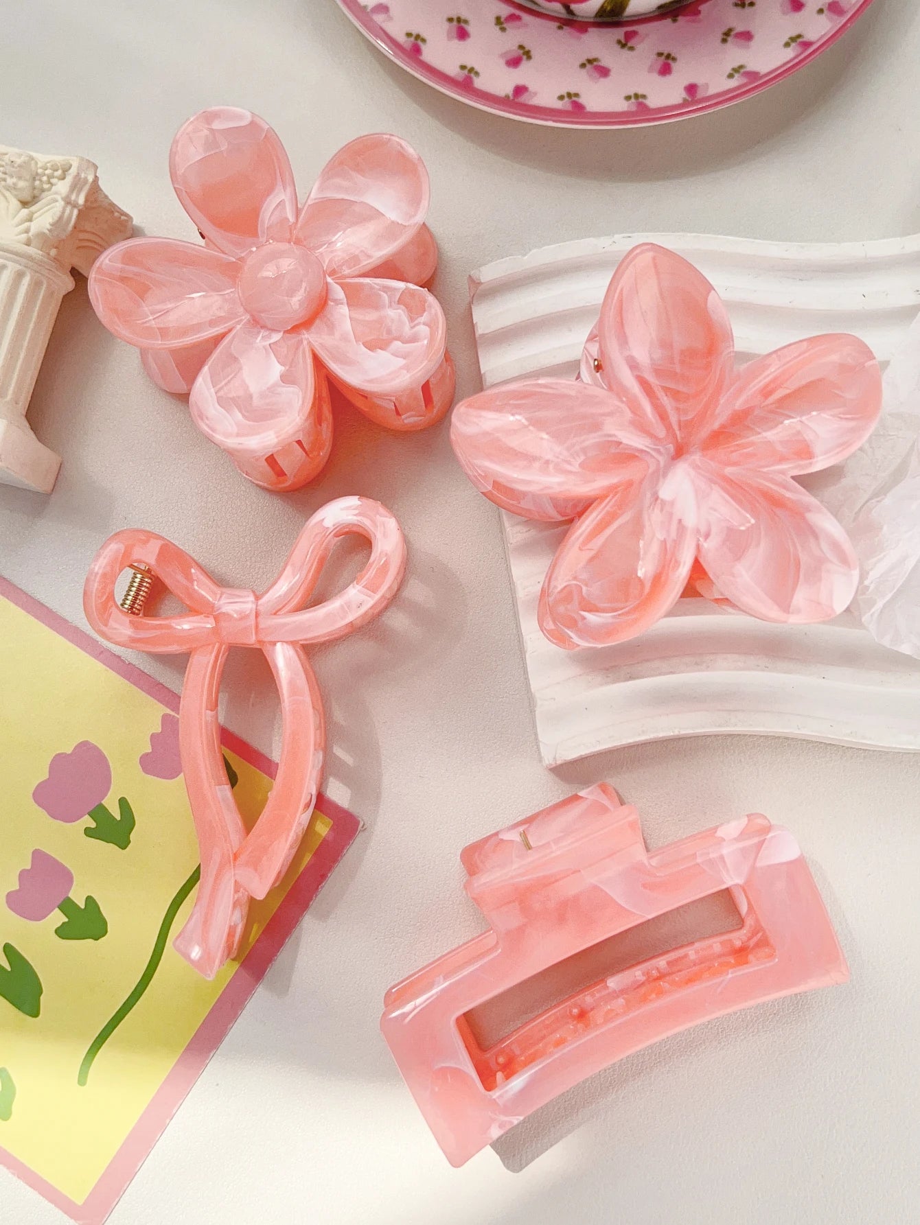 4Pcs Pink Colors Hair Claw Clips Accessories with Multi-Styles, Flower Claw Clips for Thick Hair, Hair Clips for Women Non Slip