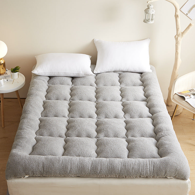 Three-dimensional feather velvet mattress
