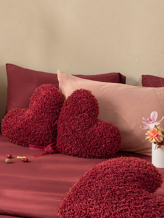 Wedding Celebration Wedding Room Decoration Red Heart-Shaped Throw Pillow