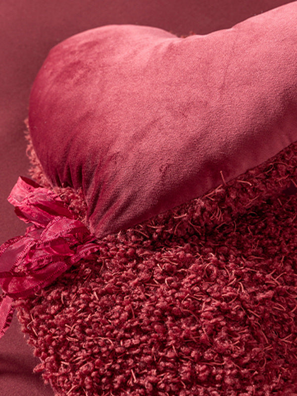 Wedding Celebration Wedding Room Decoration Red Heart-Shaped Throw Pillow